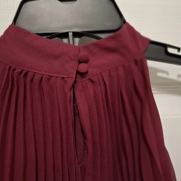 🍂5/$25 Medium Dark Pink Pleated Rose Detail Elegant Halter Neck Blouse - Picture 3 of 6